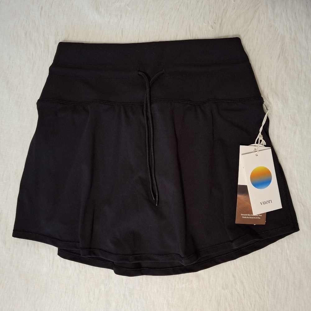 Vuori Daily Skirt - Picture 2 of 7